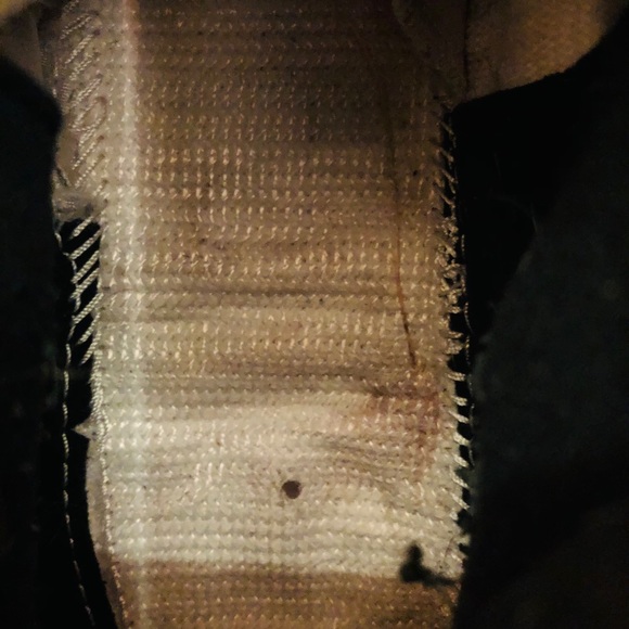 Jordan 11 Platinum Tint - Picture 6 of 8